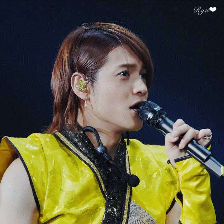 ウェッシャーツ!!!!!!! 黄 中間淳太 WEST. 生写真(ジャニーズ