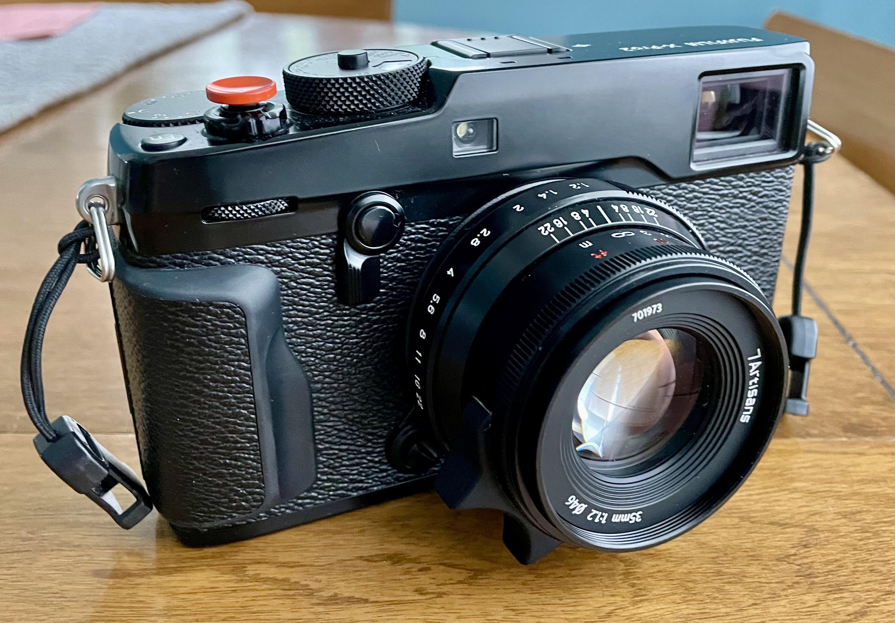 Just picked up a used 7artisans 35 f1.2. Love the look with my