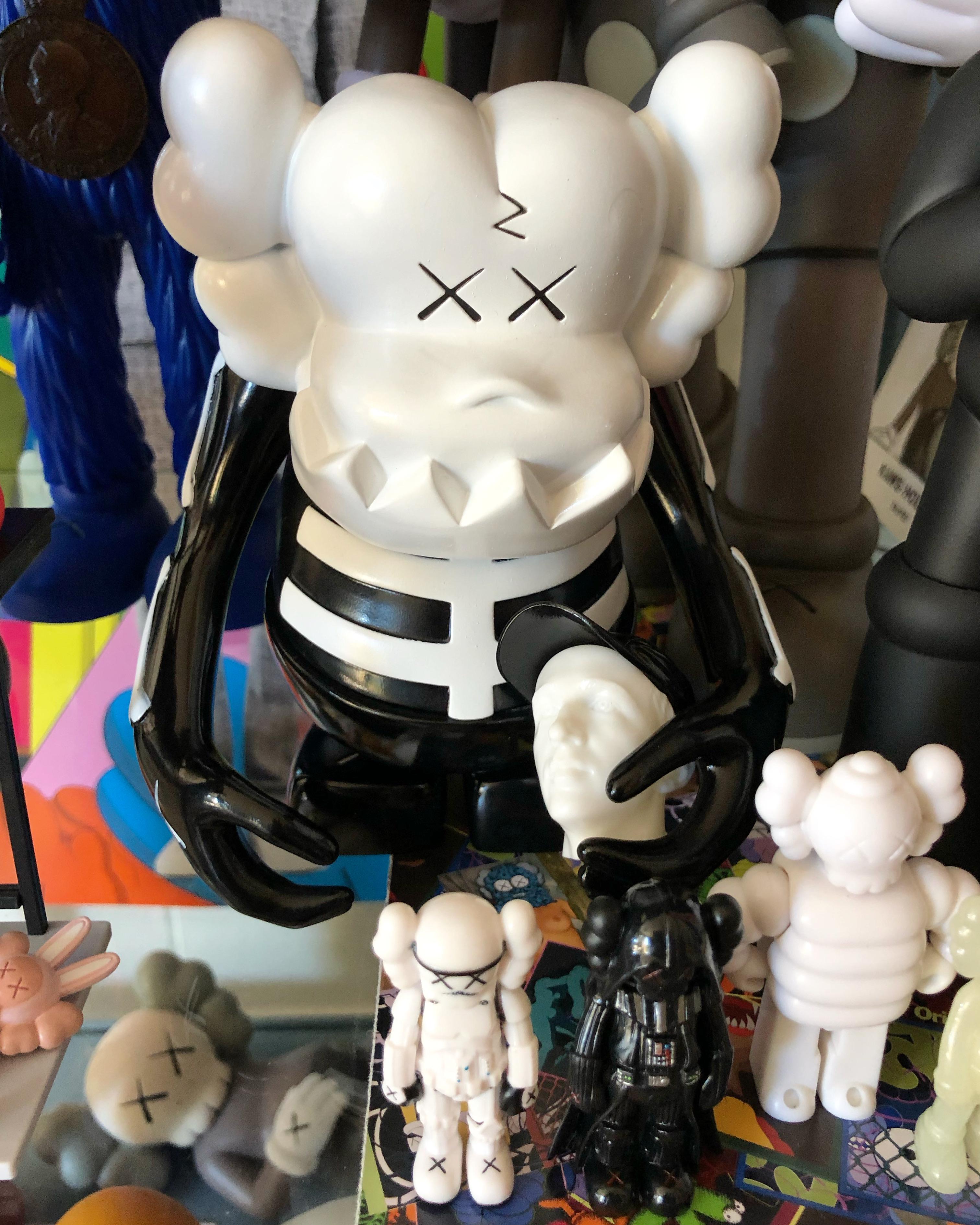 BOUNTY×HUNTER×KAWS ブラック×ホワイト BOUNTY×HUNTER×KAWS ブラック