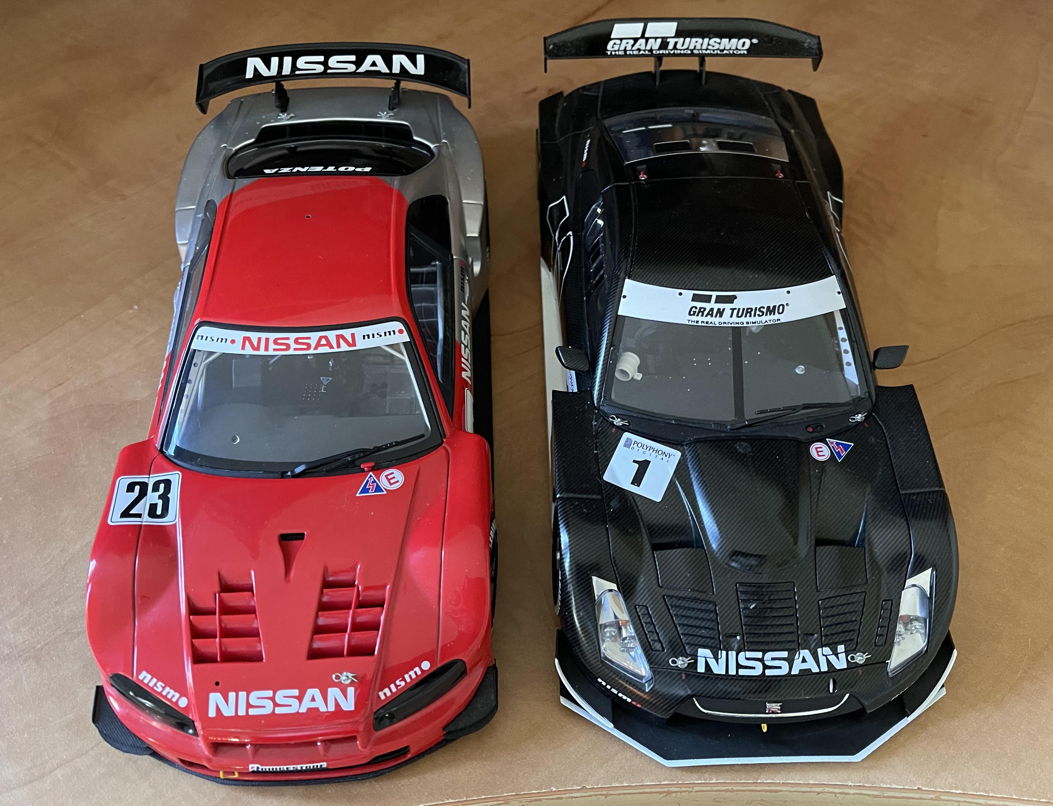 AUTOart 1/18: #23 Nissan Skyline GT-R JGTC 2003 Test Car & Nissan