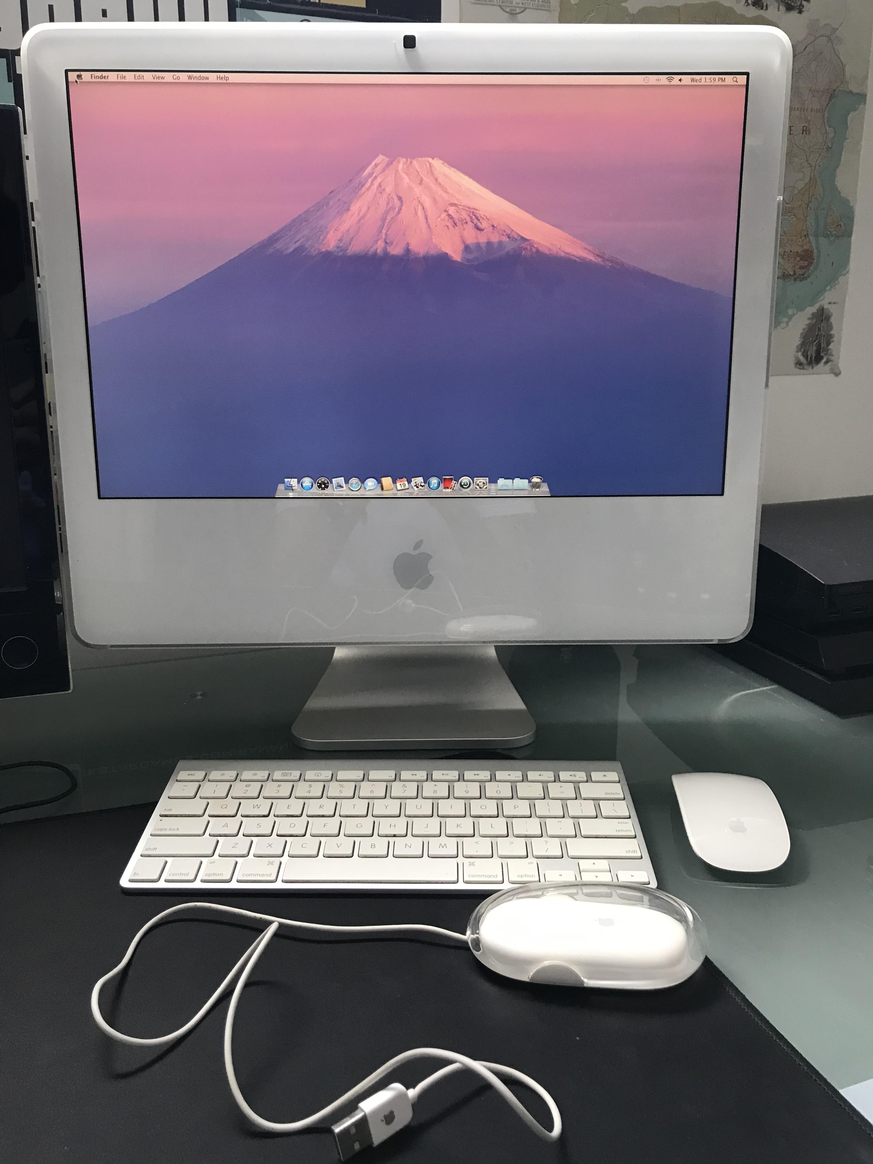 Picked up this beauty, 2006 iMac G5 in beautiful condition along