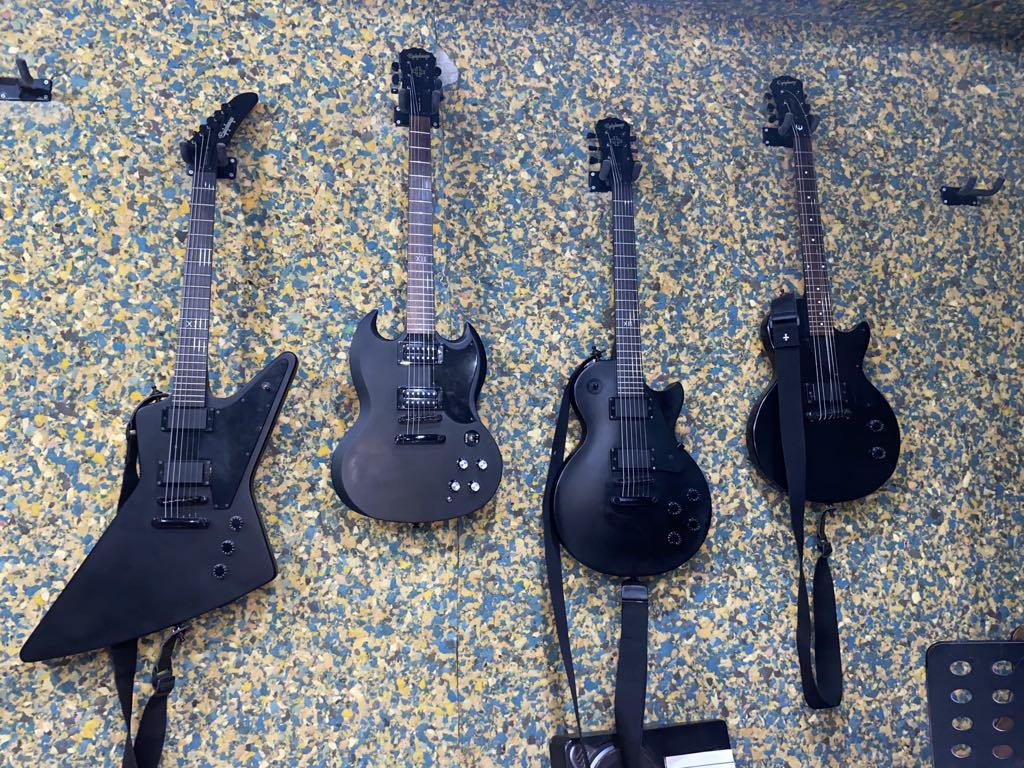 Epiphone Les Paul Studio Goth - GigGear