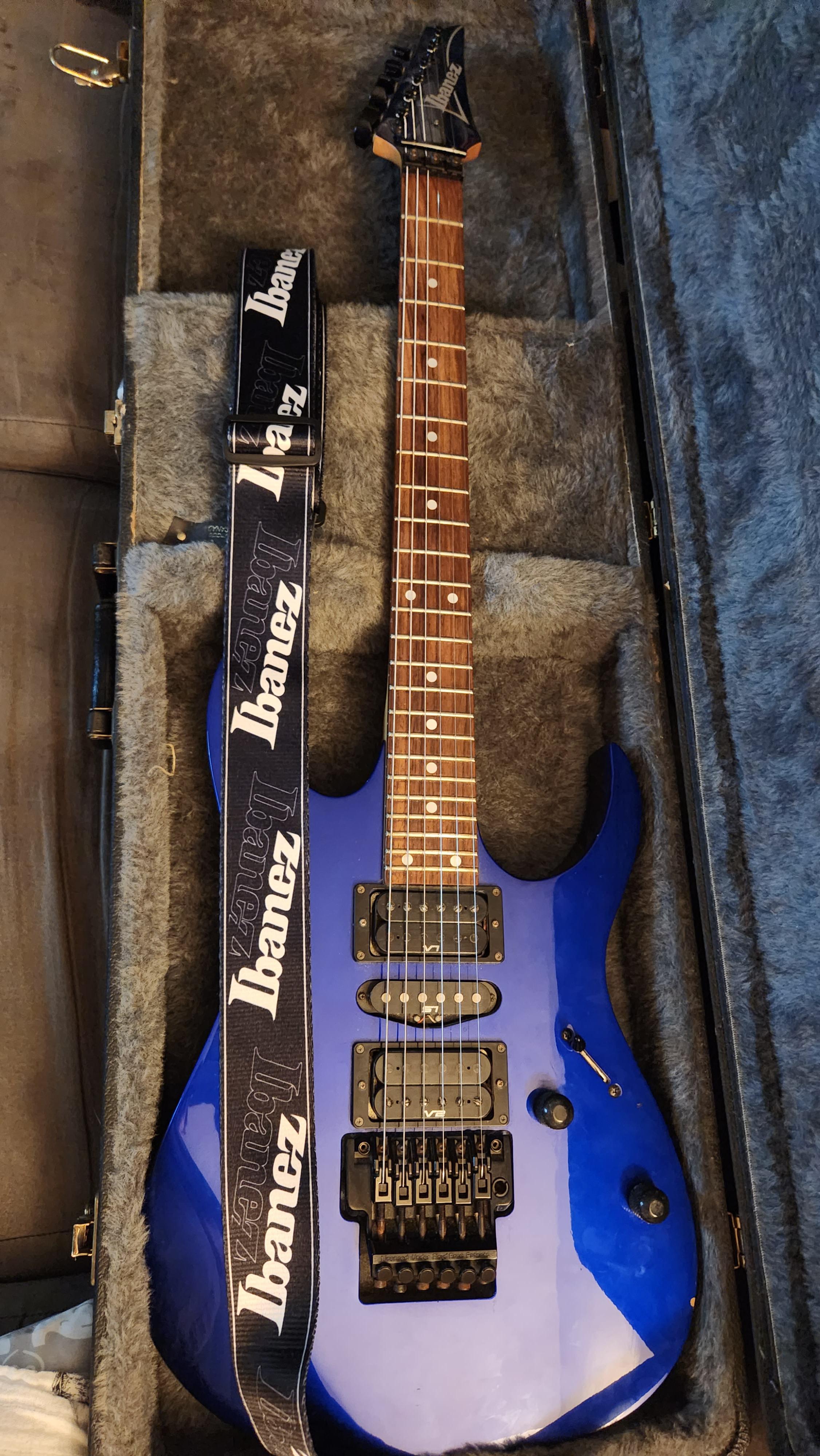 やっと1991年製のIbanez RG570が修理から戻ってきた！マジで嬉しい