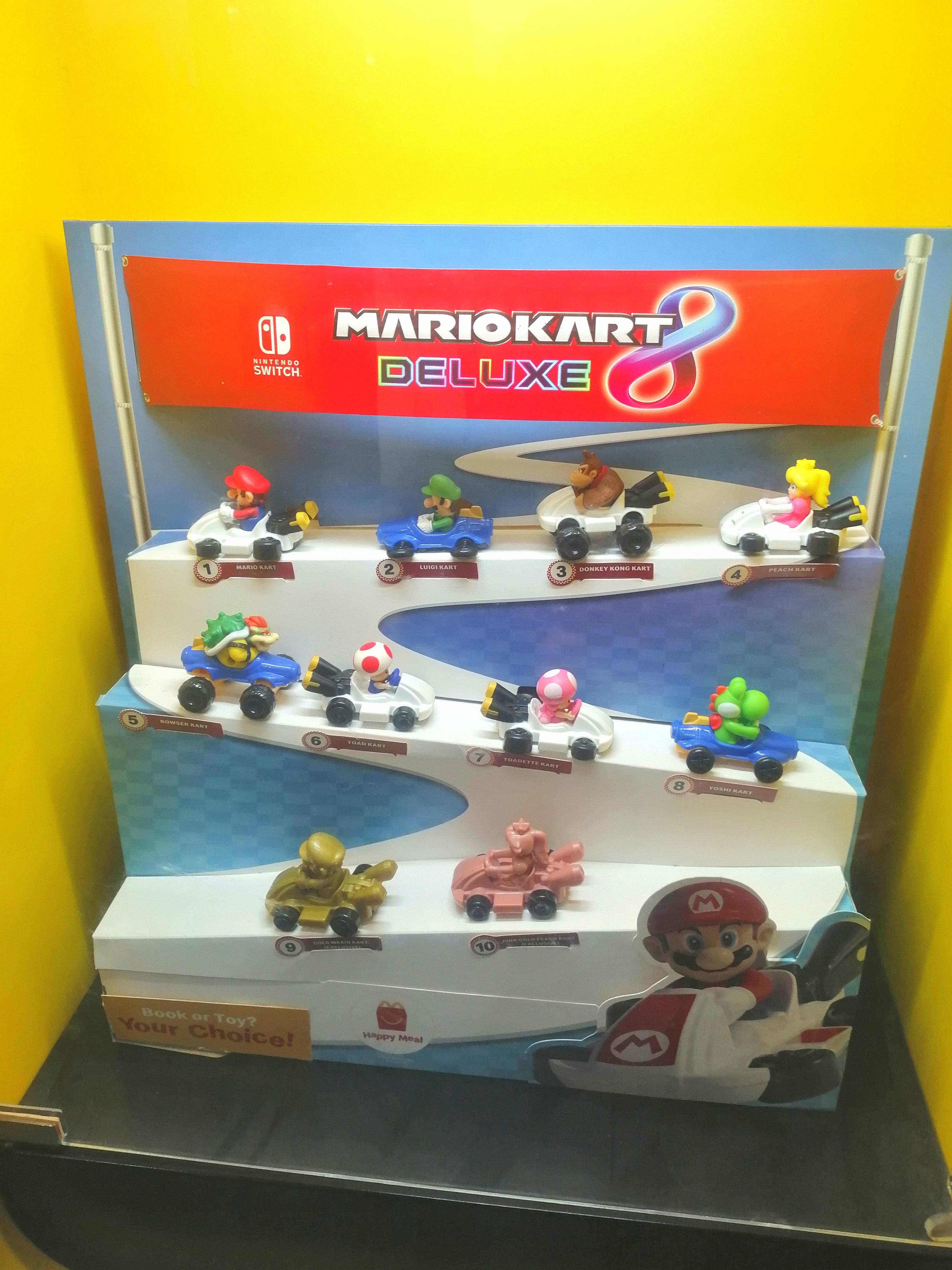 マリオカート8 デラックス ハッピーセットのおもちゃが、マクドナルド