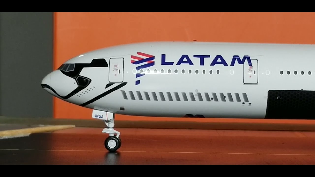 LATAM ラタム航空 B777-300ER 1/200 LATAM ラタム航空 B777-300ER 1