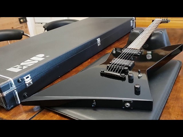 ESP EX EXPLORER STANDARD SERIES BLACK EMG 81 METALLICA MX STYLE UP