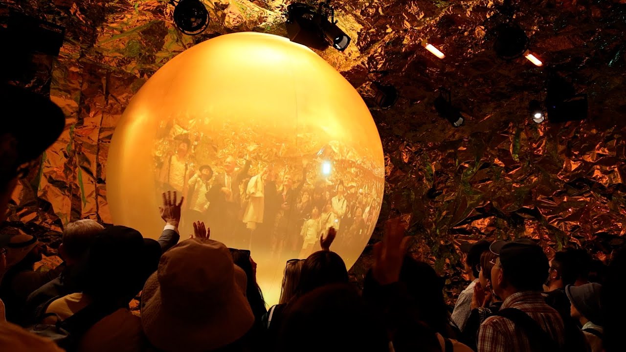 幻想的なクウェート館 大阪・関西万博 - YouTube