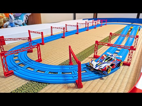 MINI 4WD Running on PLARAIL - YouTube