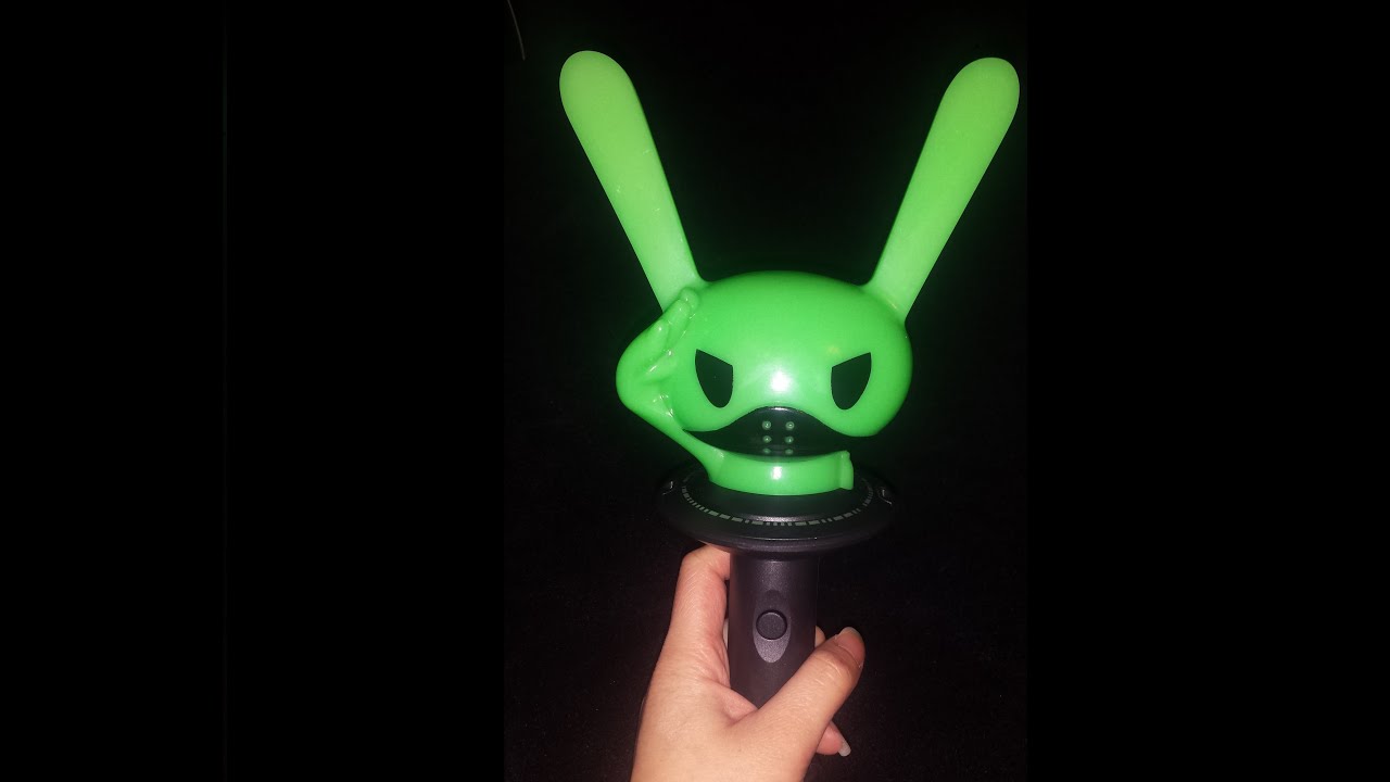 Unboxing B.A.P OFFICIAL MATOKI LIGHT STICK VER.2 - YouTube