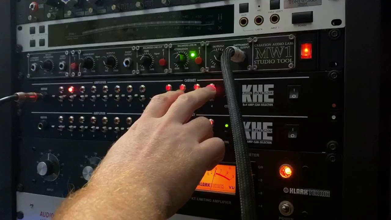 ギター KHE ASX 8 8x Amplifier Switcher AFX 8 - FX-Loop Switcher