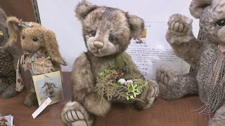 Exhibition and sale of teddy bears from around the world