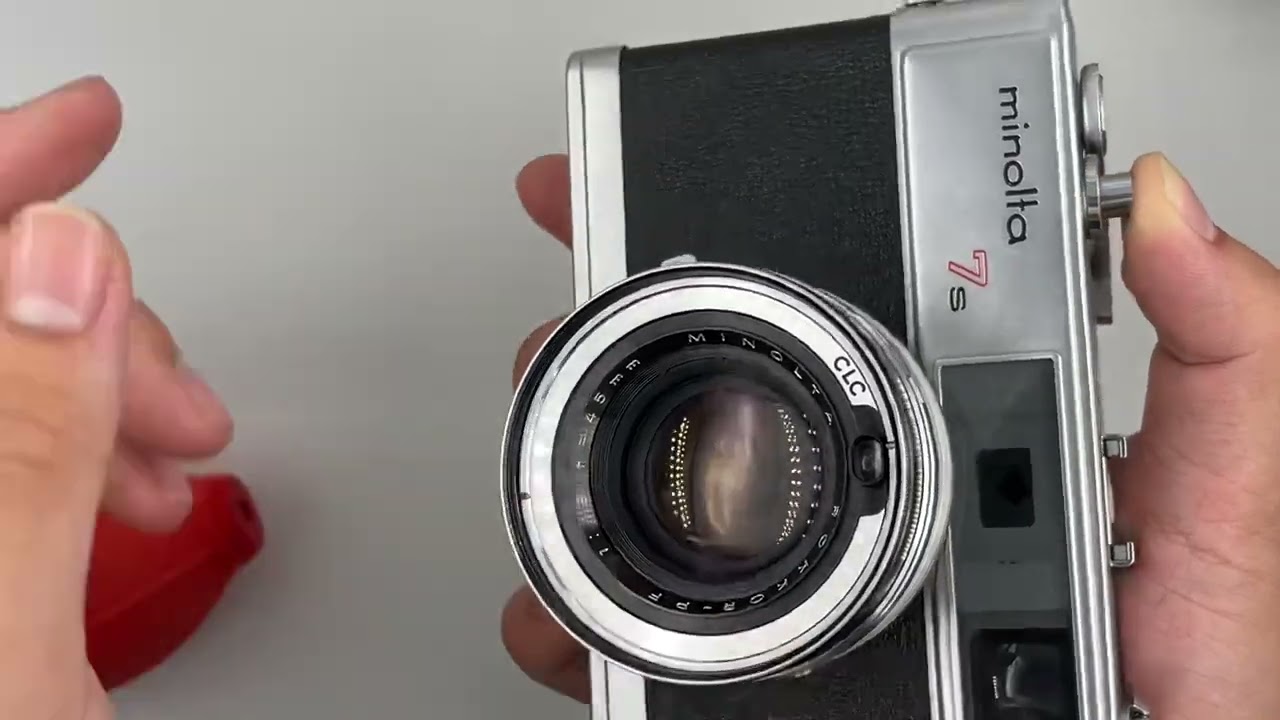 Minolta Hi-Matic 7s | Rangefinder Film Camera Review & Test - YouTube