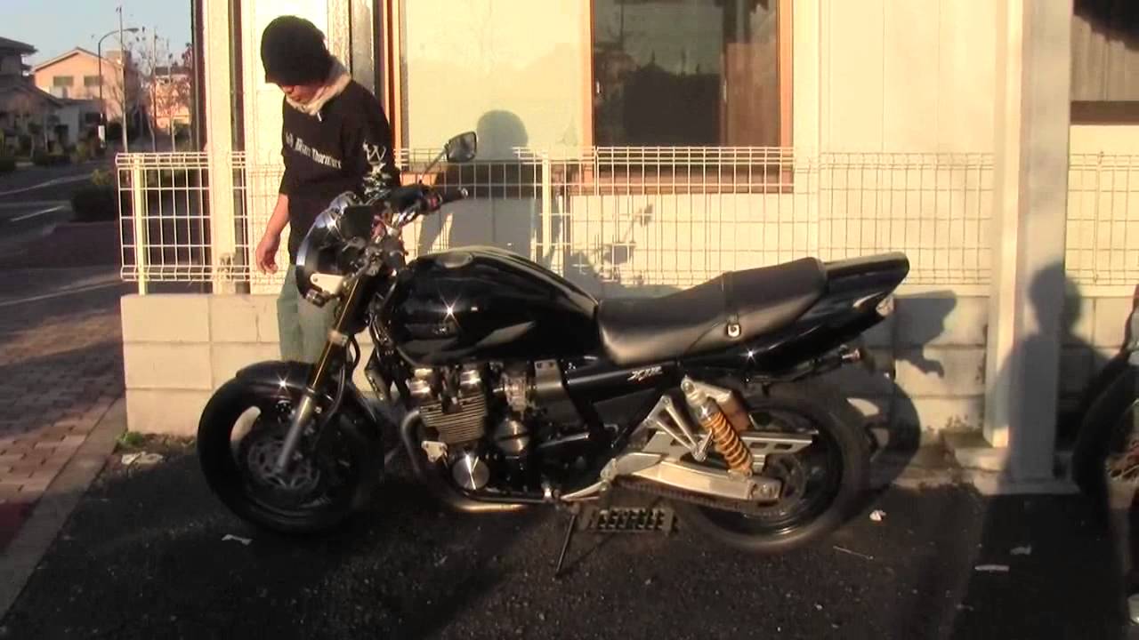 XJR400r rh02j Yamaha バイク用タンク 黒 ストライプデザイン XJR400r
