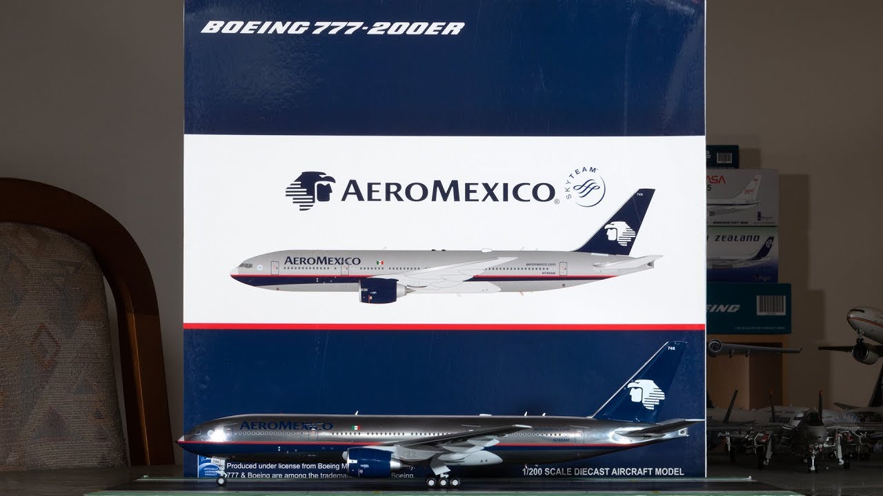 JC Wings 1:200 Aeromexico 777-200ER Unboxing & Review [4K] - YouTube