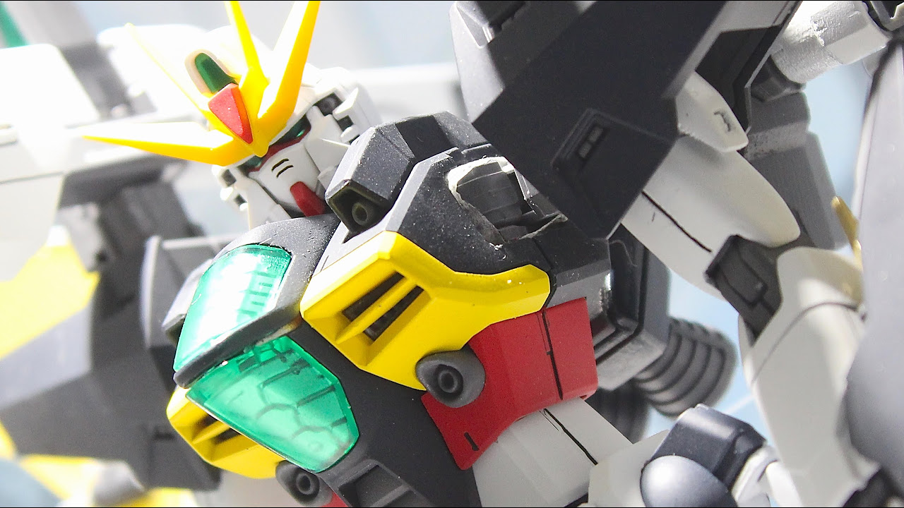 Master Grade (MG) GX-9901-DX Gundam Double X at The 2014 Gunpla