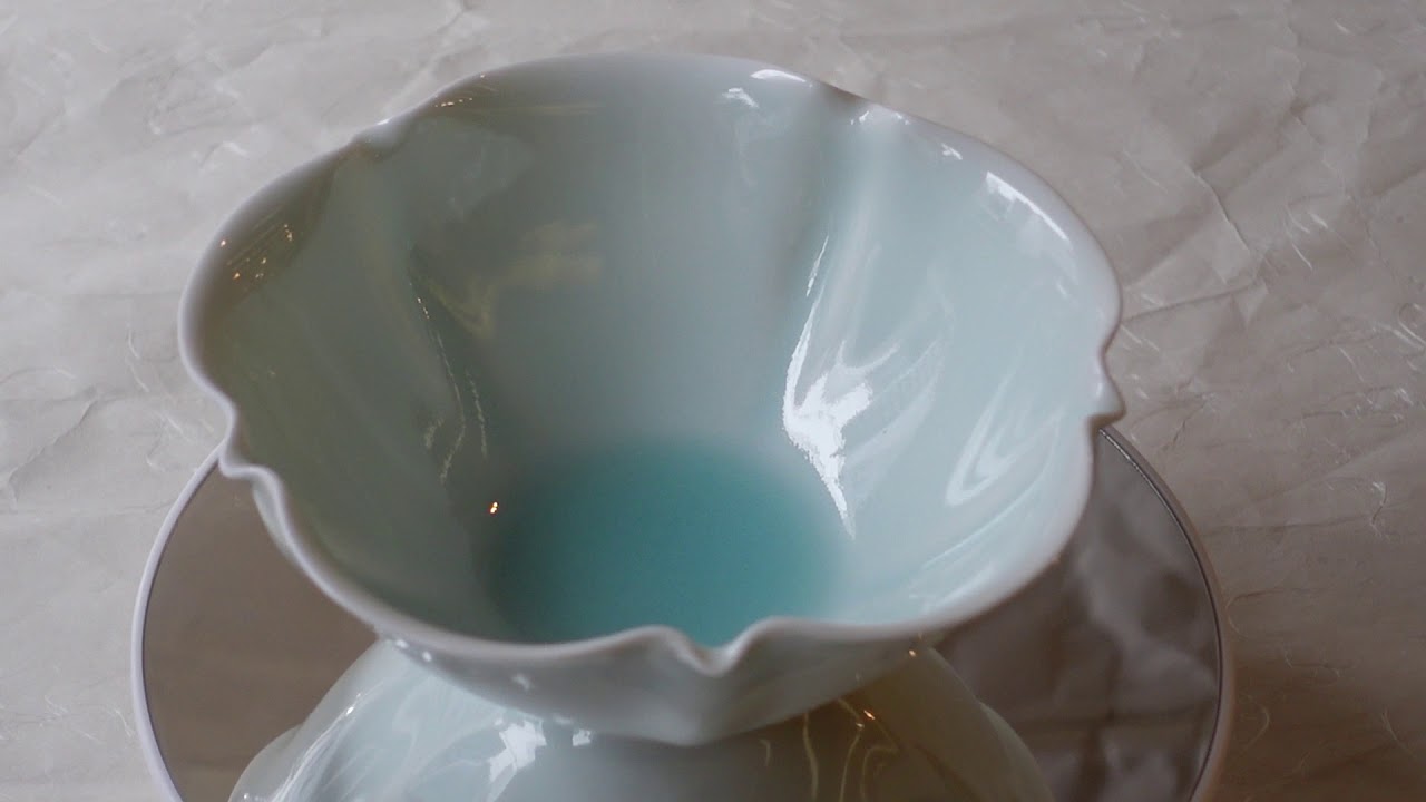 中国 影青 青白釉 陽刻 花文 輪花鉢 2点まとめて M R7770 中国 影青