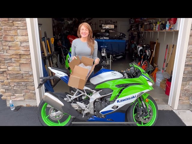 ZX-4RR 40th anniversary with Coffman exhaust install - YouTube