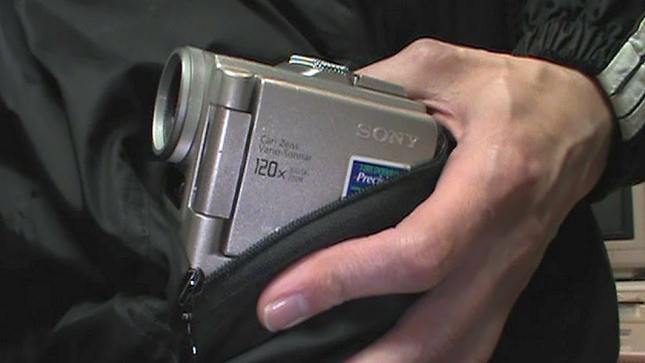 Is that a Handycam in your pocket? - 1998 Sony DCR-PC1 - YouTube