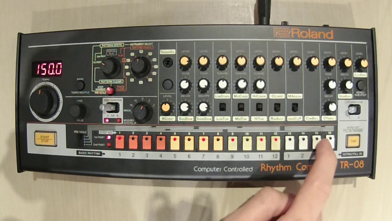 RolandのBoutiqueシリーズの中でも最も人気のリズムマシン、TR-08を