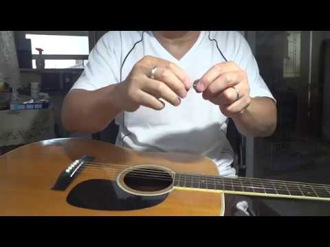 アコースティックギターの弦張替え～ Aria W200 購入してからおよそ半