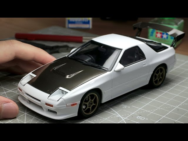 Building Ryosuke Takahashi's Project D FC3S RX-7 | INITIAL D 1/24