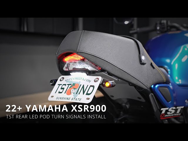 XSR900 TST Industries ウィンカー内蔵 スモークテールライト