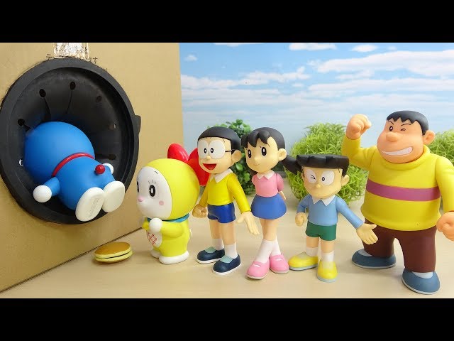 Doraemon and Nobita's Friends walk into Takilong's Box toy