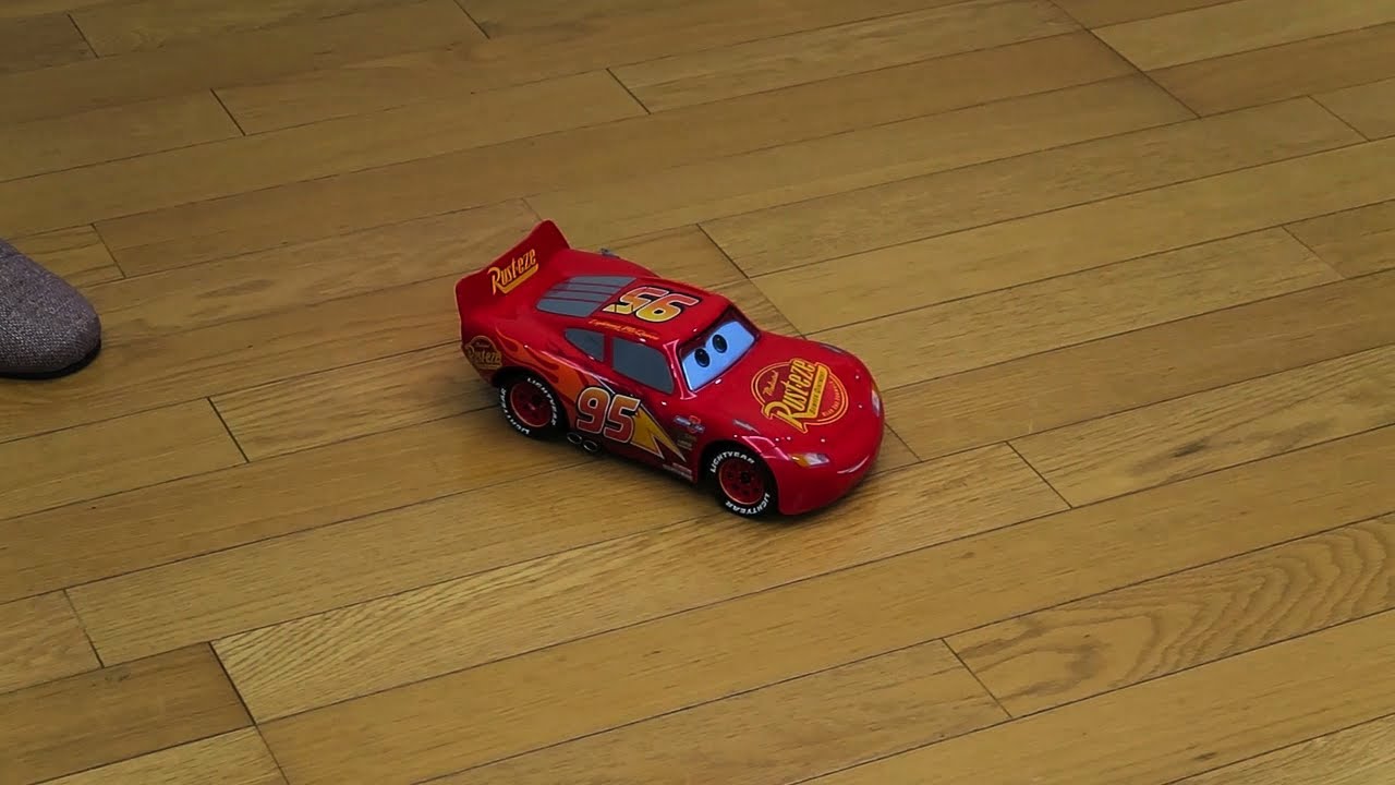 Spheroのアプリ操作できるロボットカー「Ultimate Lightning McQueen