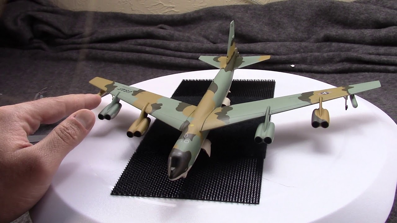 航空機・ヘリコプター herpa 1/200 B-52H Stratofortress B-52H