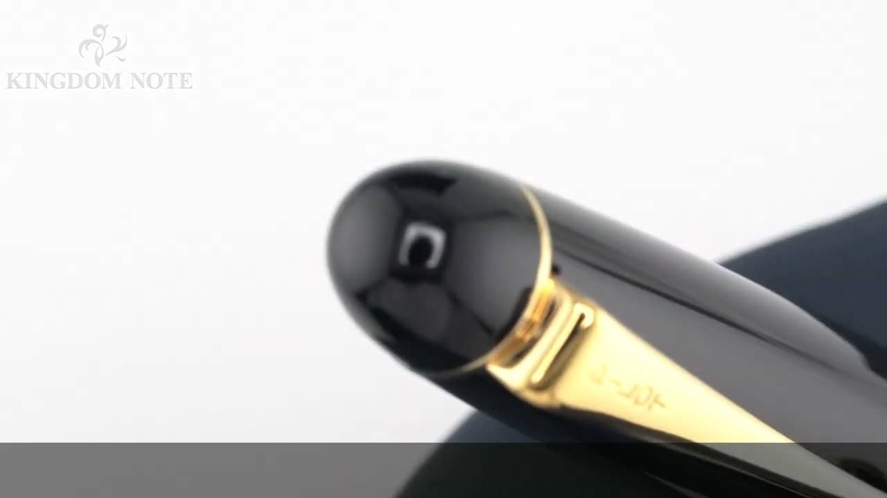 PILOT パイロット 万年筆 カスタム74 ブラック 中細字 - YouTube