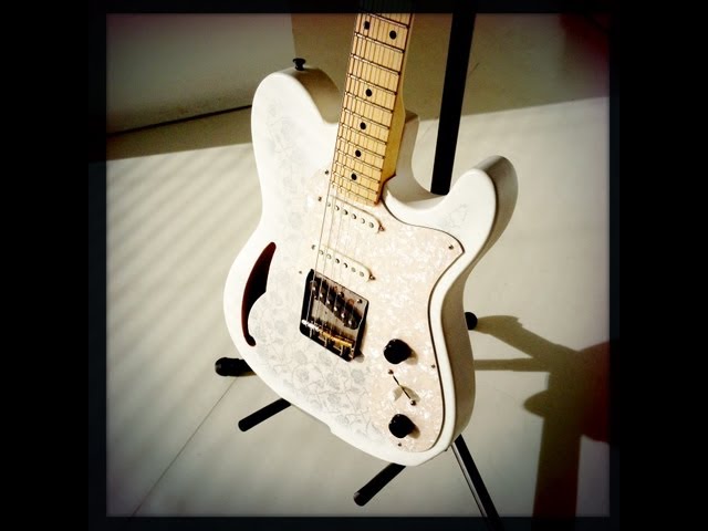 Echo Park Guitars, demo by Pete Thorn/Vintage KIng - YouTube