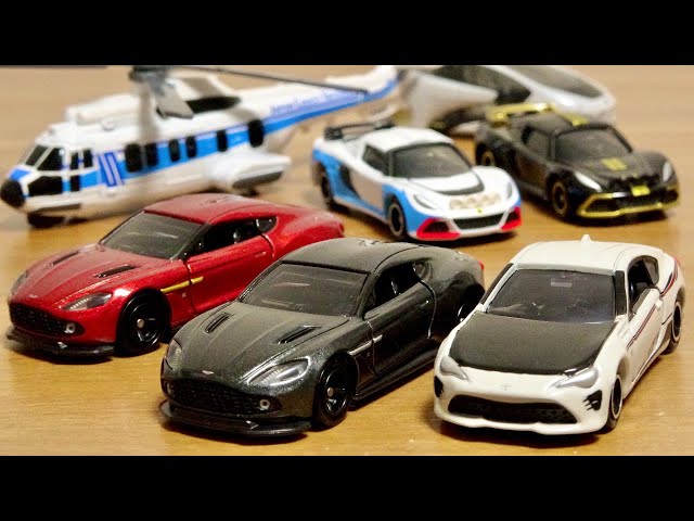 トミカ 初回特別仕様 計21点 BMW フェラーリ GR86 アストンマーティン
