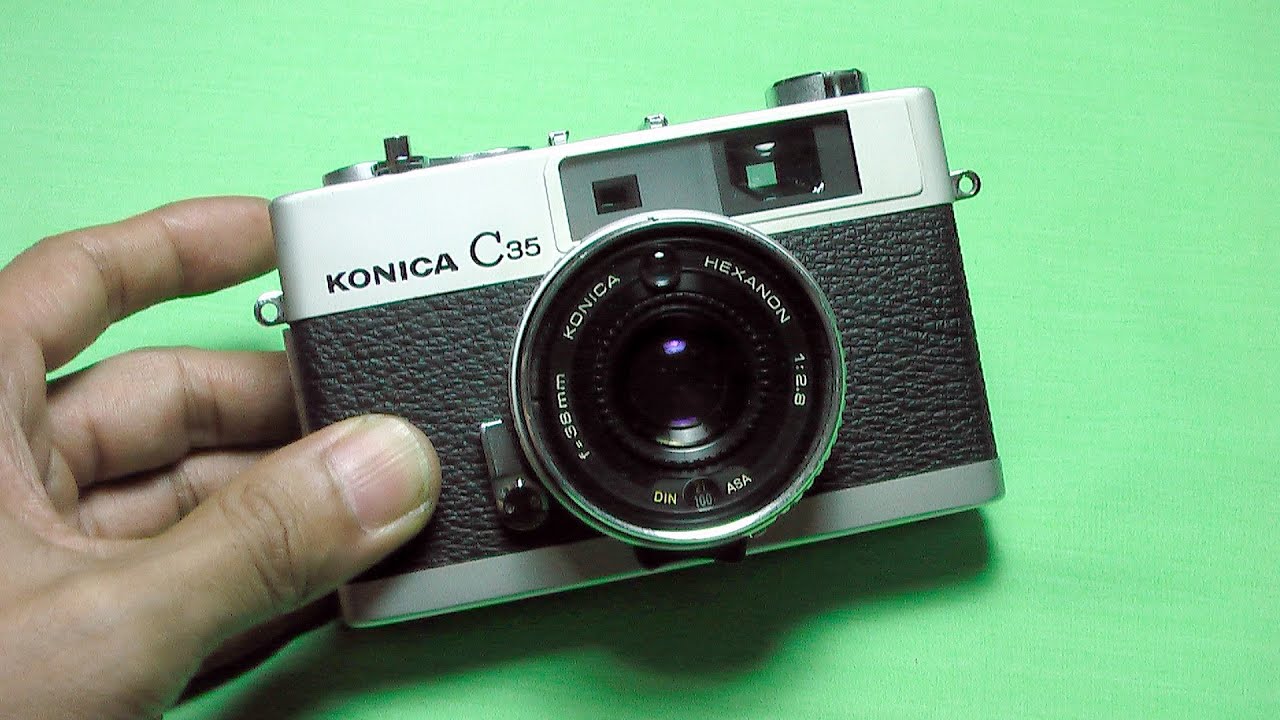 How to use KONICA C35 the first 1970s Rangefinder camera - YouTube