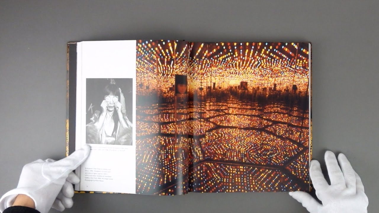 Infinity Mirrors - 草間彌生 | shashasha 写々者 - 写真集とアートブック