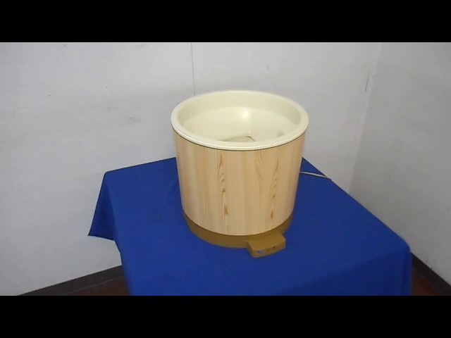 SUZUMO 鈴茂器工 寿司・おにぎり兼用お櫃型ロボット SSG-GTO - YouTube