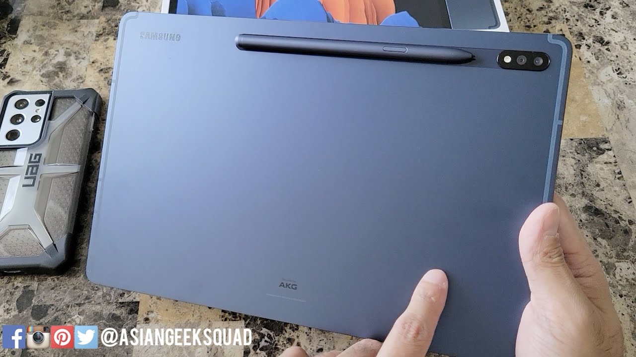 Unboxing the Mystic Navy Samsung Galaxy Tab S7+ - YouTube