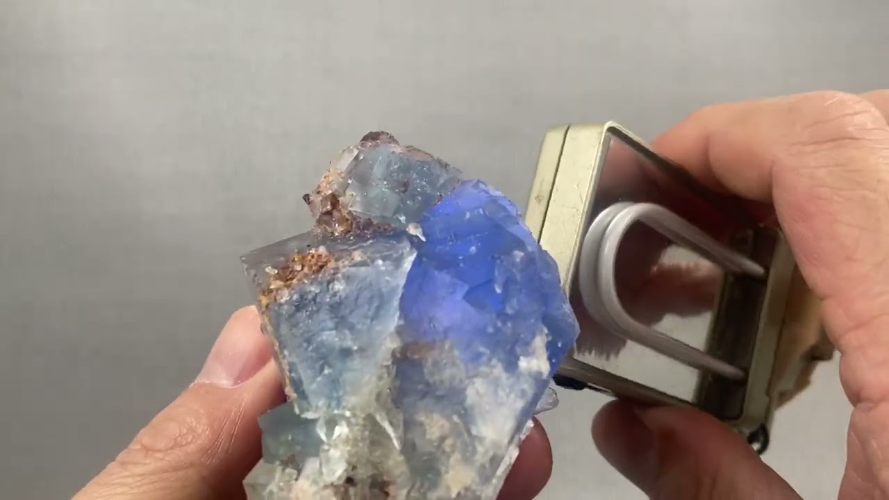 ドイツ・ブラックフォレスト（黒い森）産ブルーフローライト原石 243.6