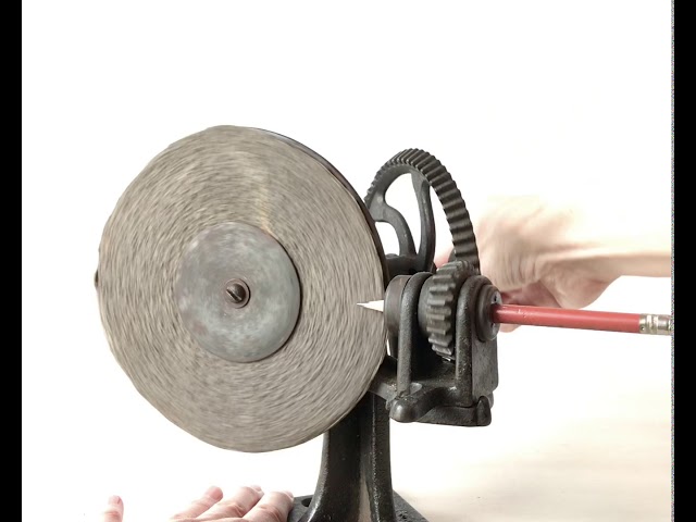 文房具百年_100年前の鉛筆削り器_Gem Pencil Sharpener - YouTube