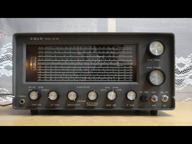 TRIO 9R59 通信型受信機 - YouTube