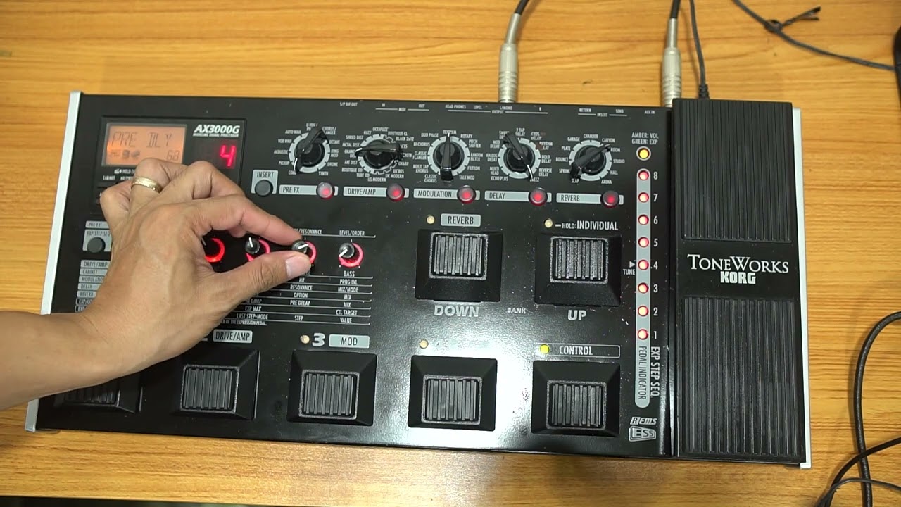 KORG AX3000G マルチエフェクター Korg AX3000G Guitar Multieffects