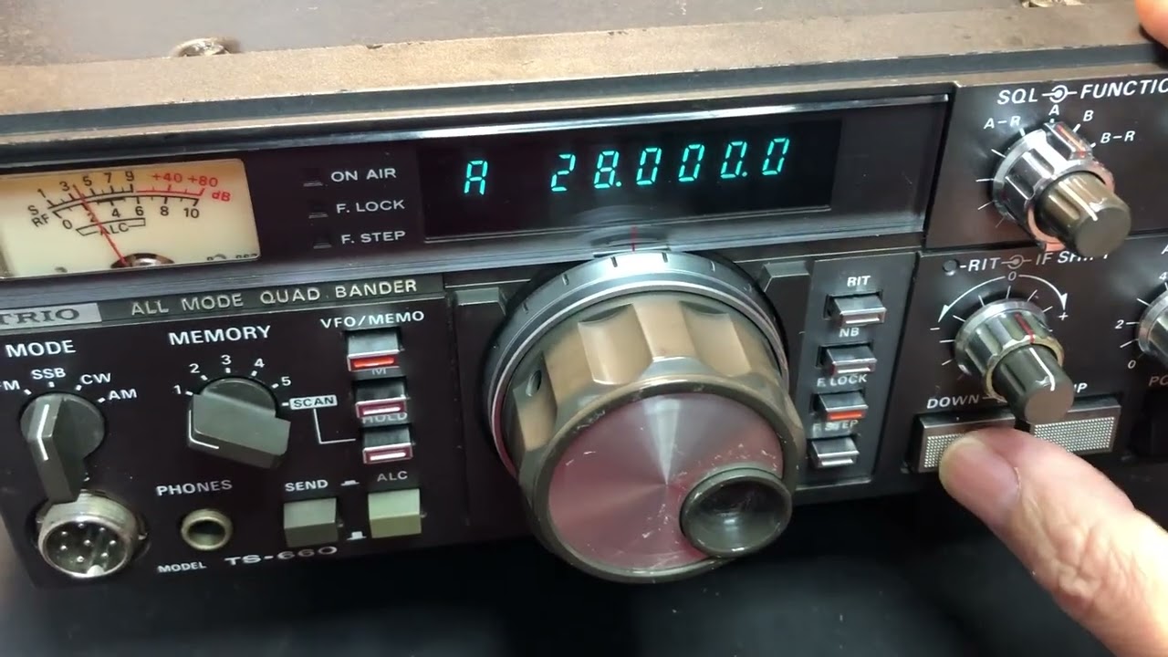 TRIO TS-660 - YouTube