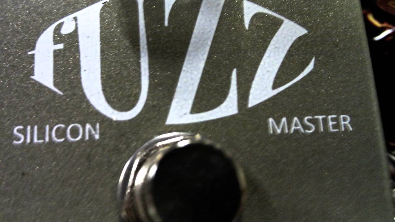 Lovepedal Si Fuzzmaster - YouTube