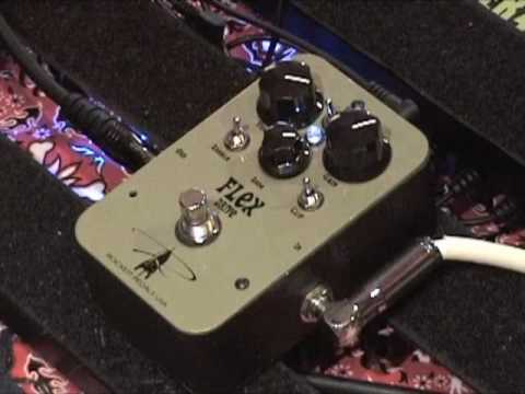 Rockett Pedals FLEX DRIVE guitar effects pedal demo - YouTube
