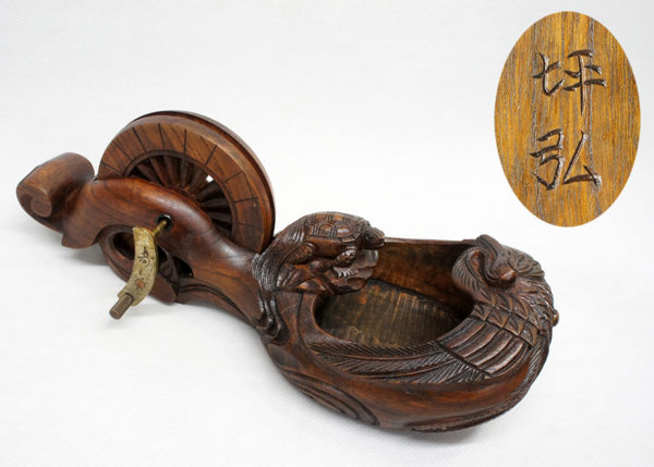 大工道具、工具である墨壺を店内にて販売いたしております | 骨董品の