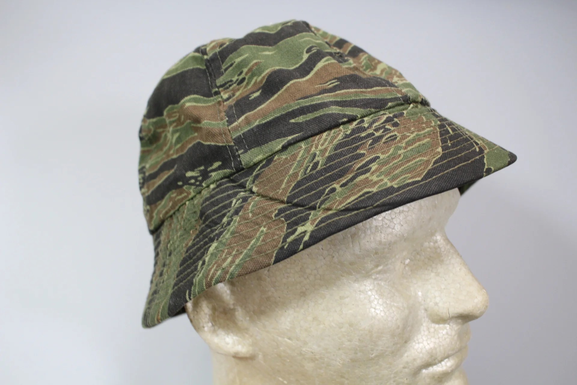 ベトナム戦☆タイガーストライプ☆ カウボーイハット(ラスト①) 【公式