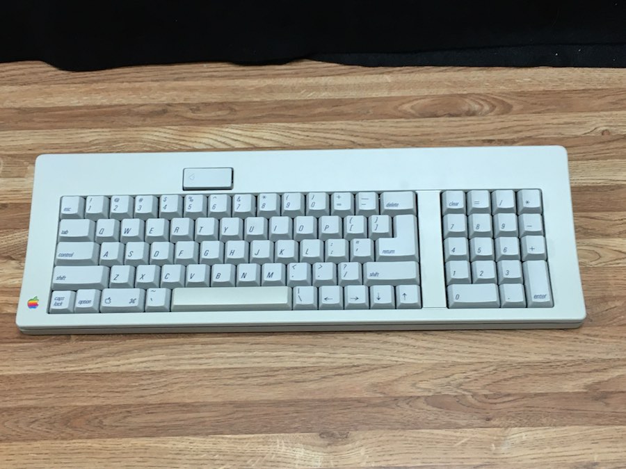 Apple Keyboard – Apple Rescue of Denver