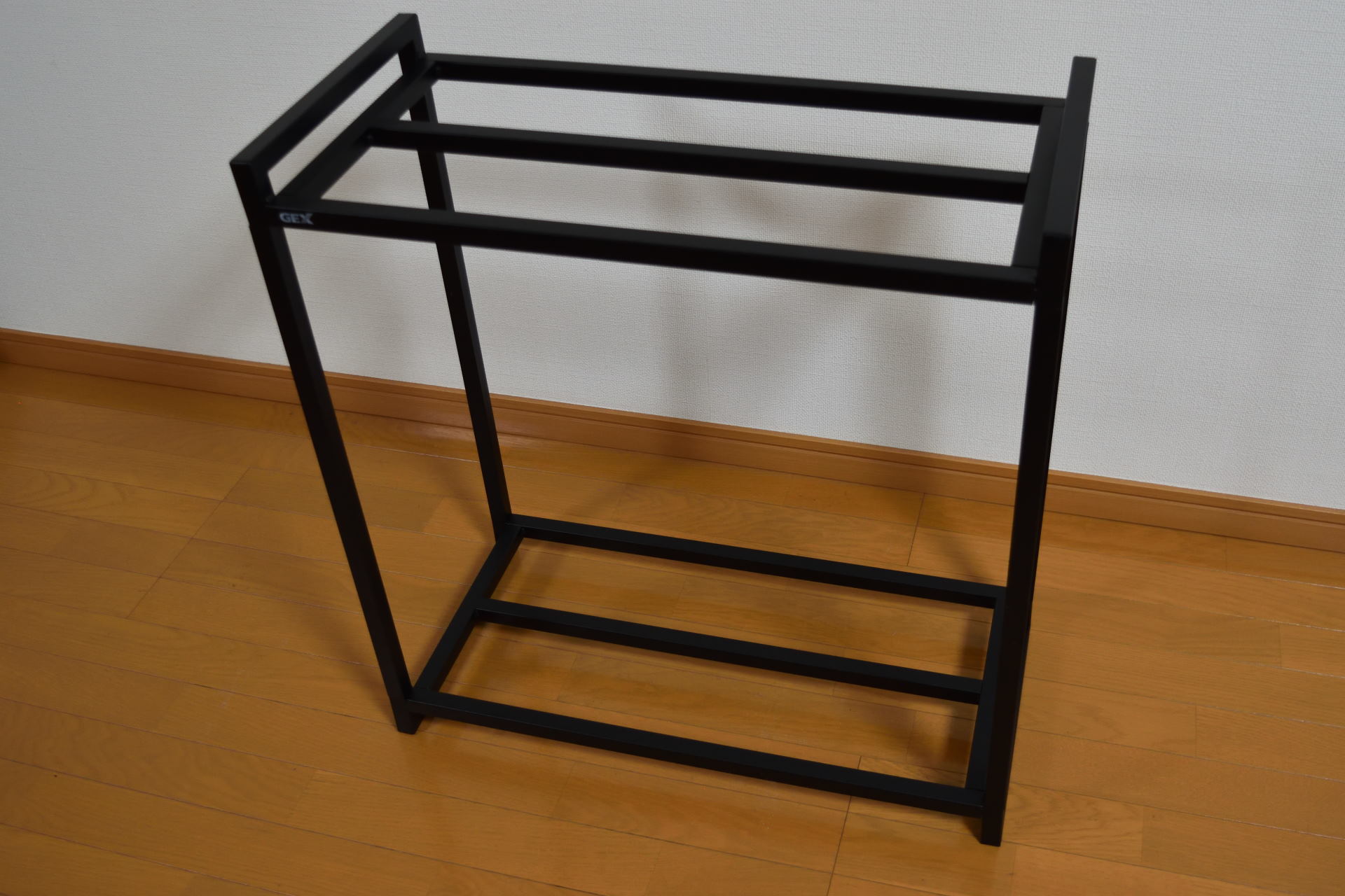 ジェックスの安い水槽台・組立2段台レビュー＆格好良くする自作テク