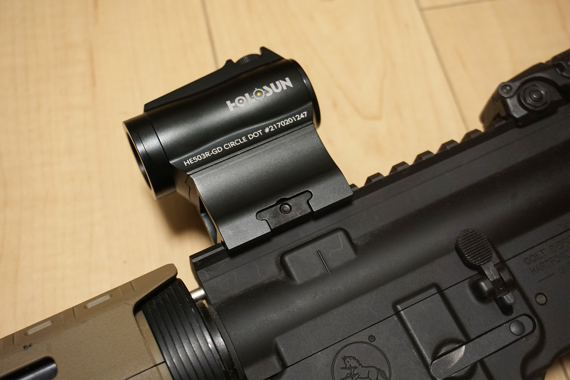 HOLOSUN HE503 ゴールドレティクル Tango Down製カバー付き HOLOSUN