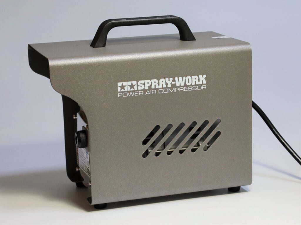 スプレーワーク HGコンプレッサーレボII(HGシングルエアーブラシ付