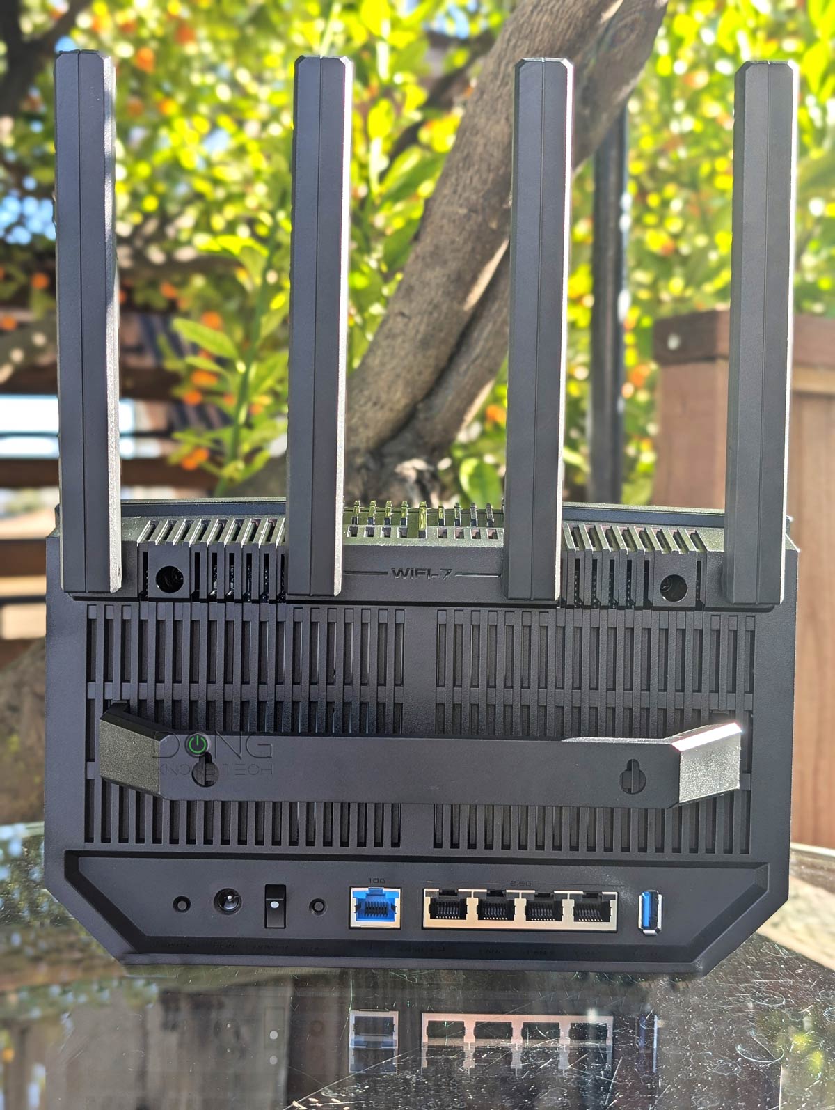ASUS RT-BE92U Review: A Solid Just-Right Wi-Fi 7 Router | Dong
